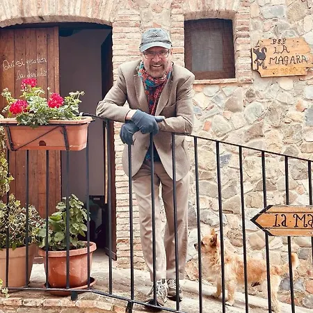 לינה וארוחת בוקר La Magara 4*