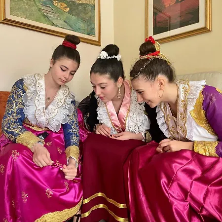 לינה וארוחת בוקר La Magara צ'יוויטה