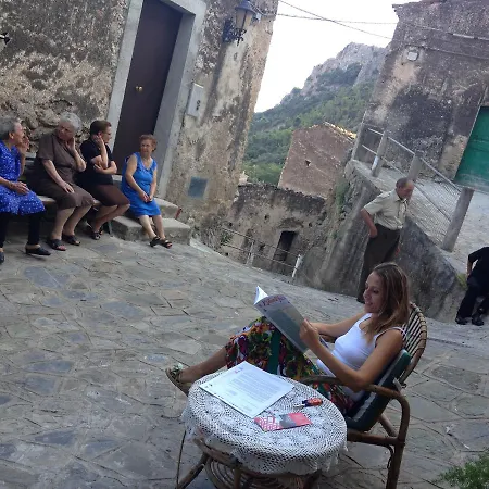 La Magara לינה וארוחת בוקר